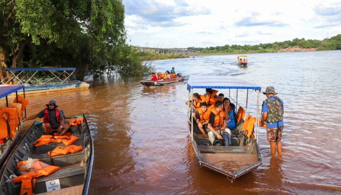 tempo-de-travessia-do-rio-tocantins-de-aguiarnopolis-a-estreito-fotos-ademir-dos-anjos-gov-tocantins-5-