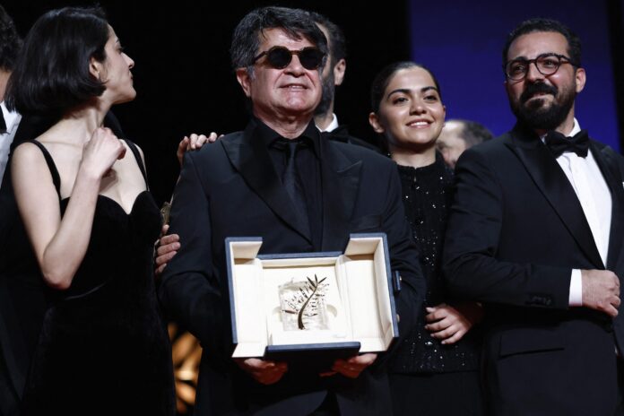 2025-05-24t175635z-1644669224-up1el5o1du8z5-rtrmadp-3-filmfestival-cannes-awards-1-scaled
