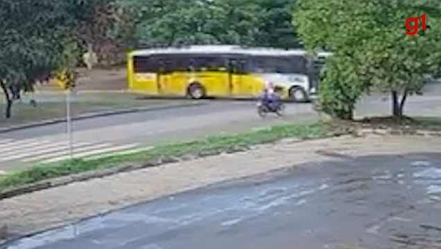 batida-moto-onibus-