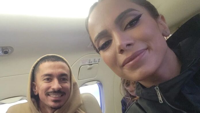 anitta-aniversario-do-irmao-renan-machado
