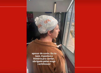 Vocalista da banda Scalene cai durante show em Brasília e leva oito pontos na cabeça