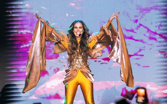 dvdwanessa-bycarolcaminha-15